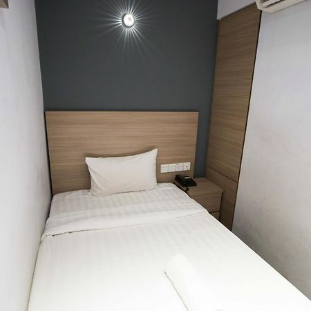 Hotel 99 Pusat Bandar Puchong Eksteriør bilde