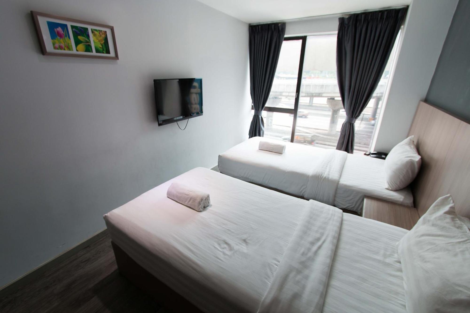 Hotel 99 Pusat Bandar Puchong Eksteriør bilde
