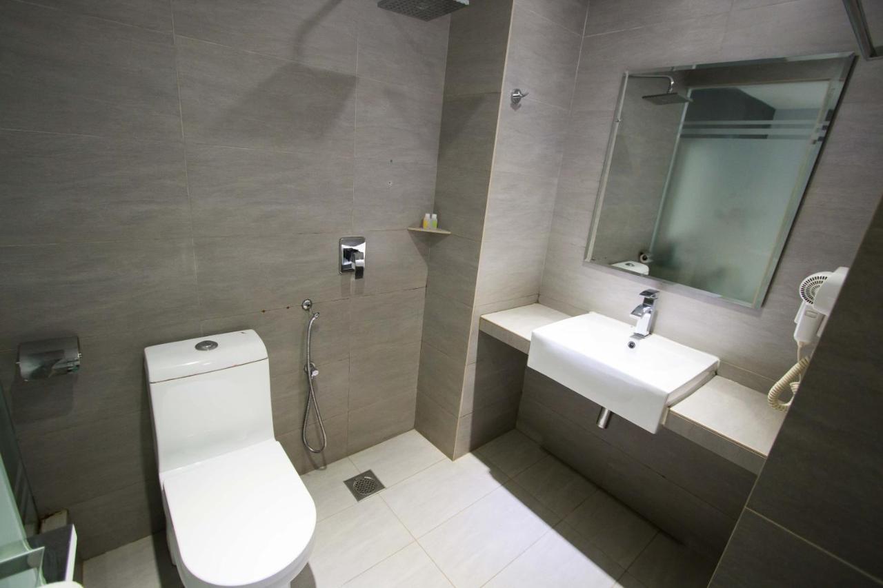 Hotel 99 Pusat Bandar Puchong Eksteriør bilde